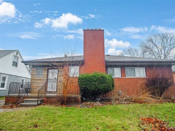 22170 Harding, Oak Park, MI 48237
