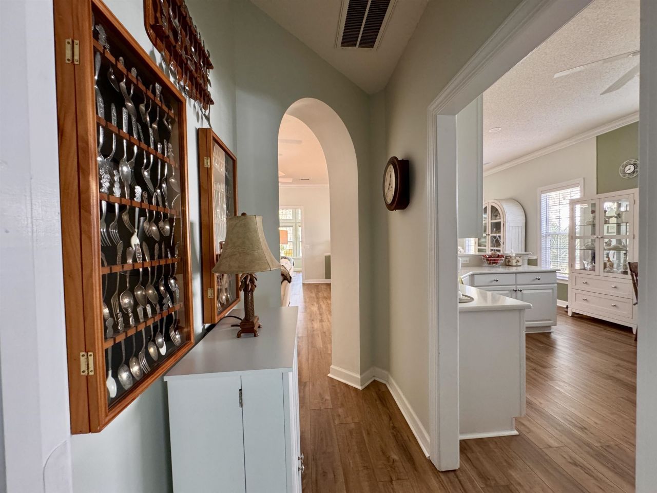 6486 Longwood Dr. Photo 14