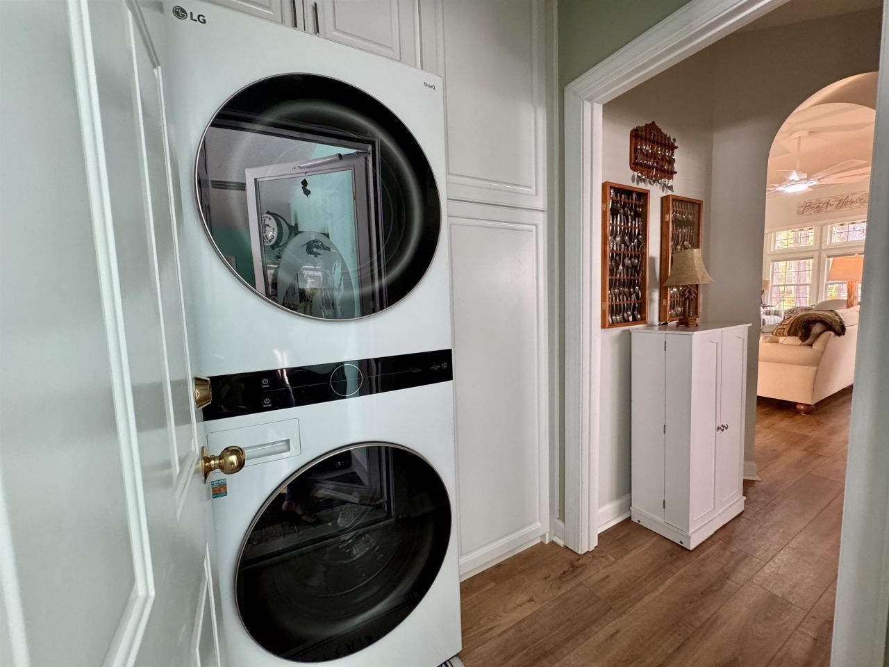 6486 Longwood Dr. Photo 15