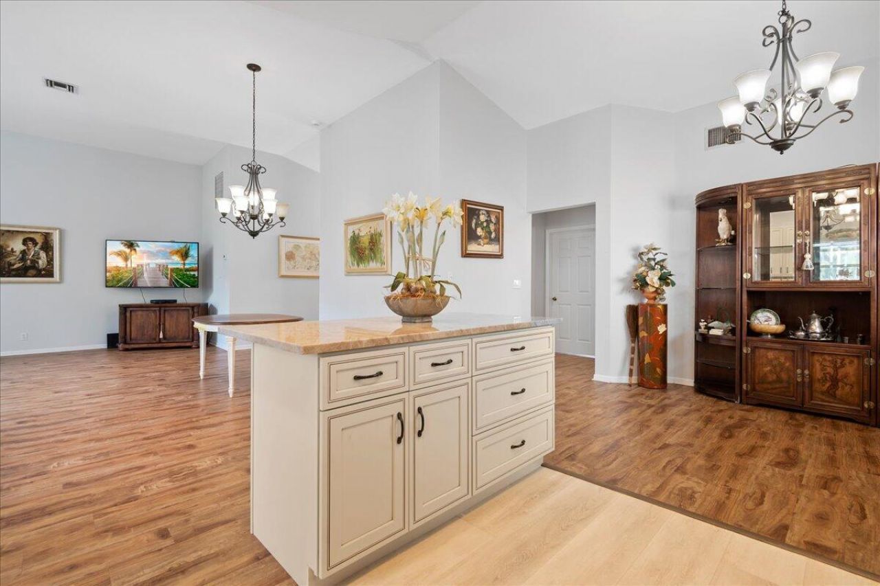 10174 Plum Street, Palm Beach Gardens, FL 33410 Photo