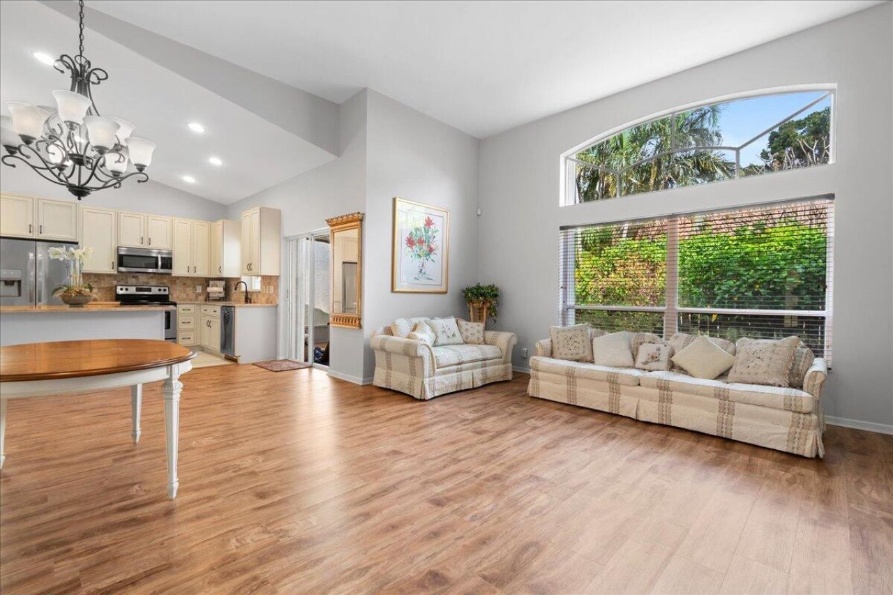 10174 Plum Street, Palm Beach Gardens, FL 33410 Photo