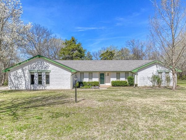 1609 E Post Oak Road, Norman, OK 73072