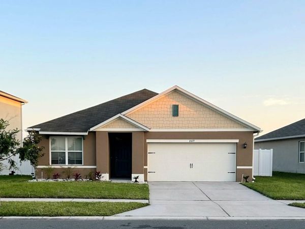 2829 GRANDBURY GROVE ROAD, LAKELAND, FL 33811