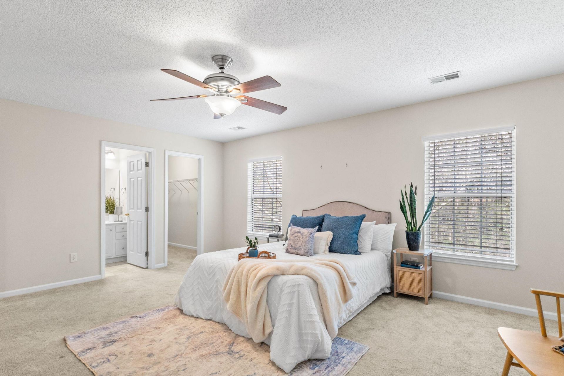 8637 Madelyn Street Photo 14