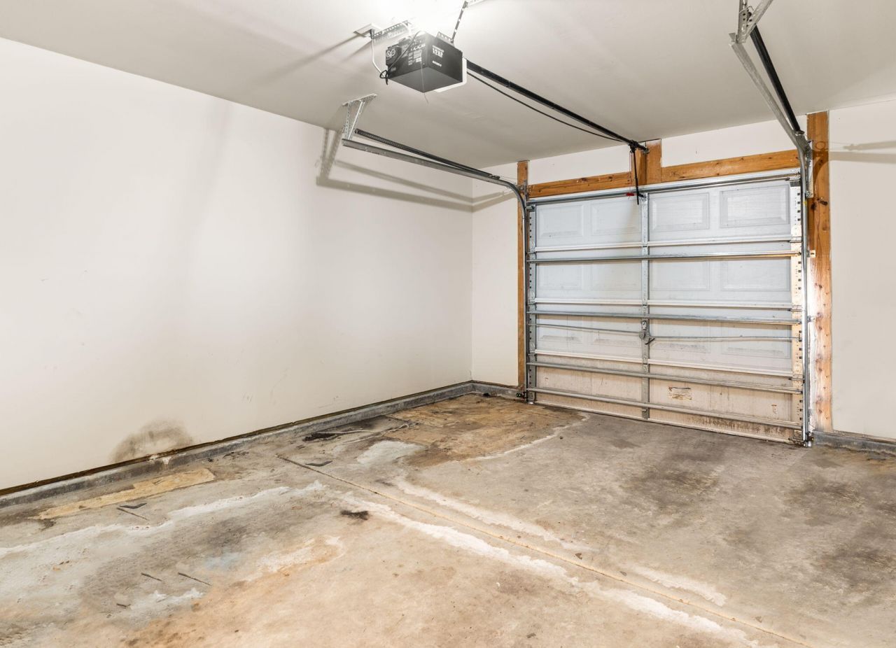 8637 Madelyn Street Photo 23