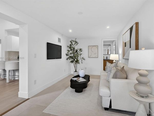 17980 NW 2nd Ct, Miami Gardens, FL 33169