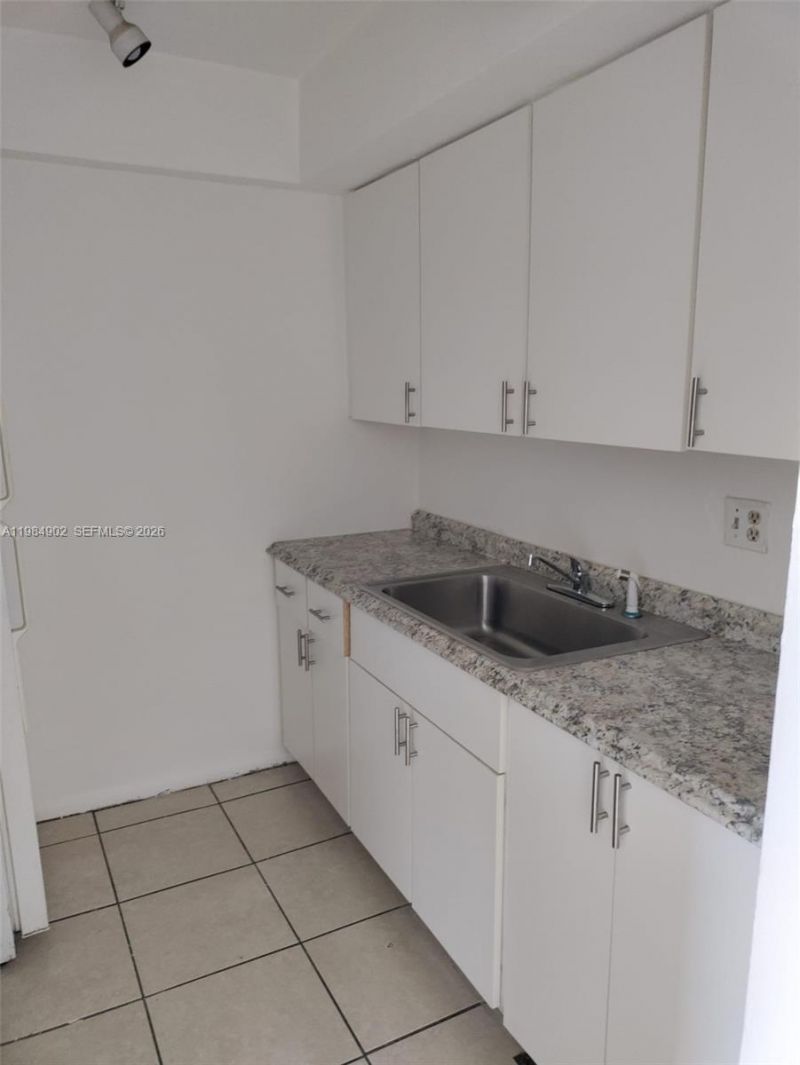 7340 SW 82nd St, Unit C205, Miami, FL 33143 Photo