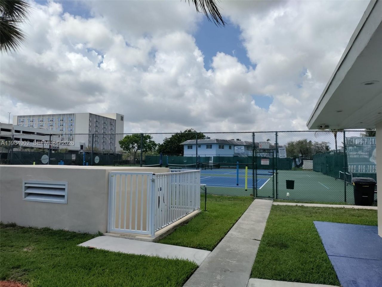 7340 SW 82nd St, Unit C205, Miami, FL 33143 Photo