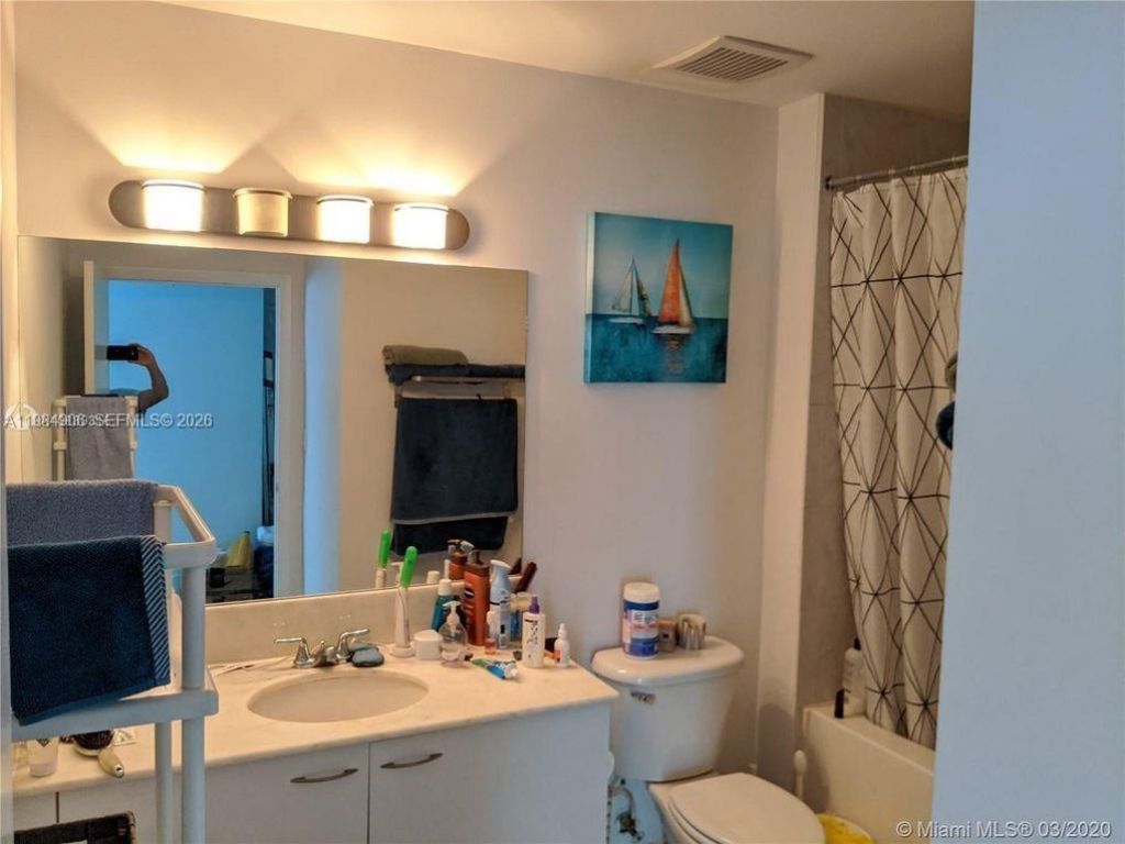 133 NE 2nd Ave , Unit 302, Miami, FL 33132 Photo