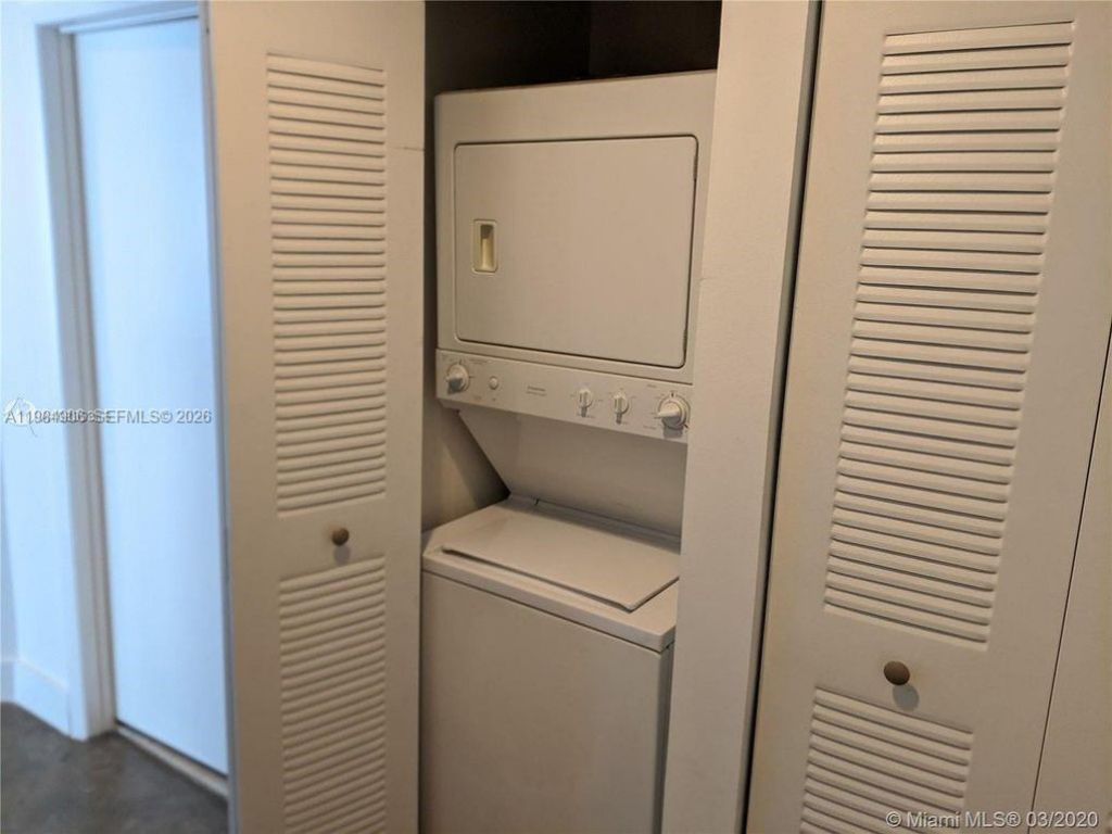 133 NE 2nd Ave , Unit 302, Miami, FL 33132 Photo