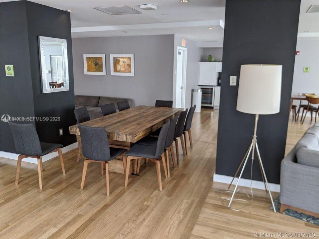 133 NE 2nd Ave , Unit 302, Miami, FL 33132 Photo