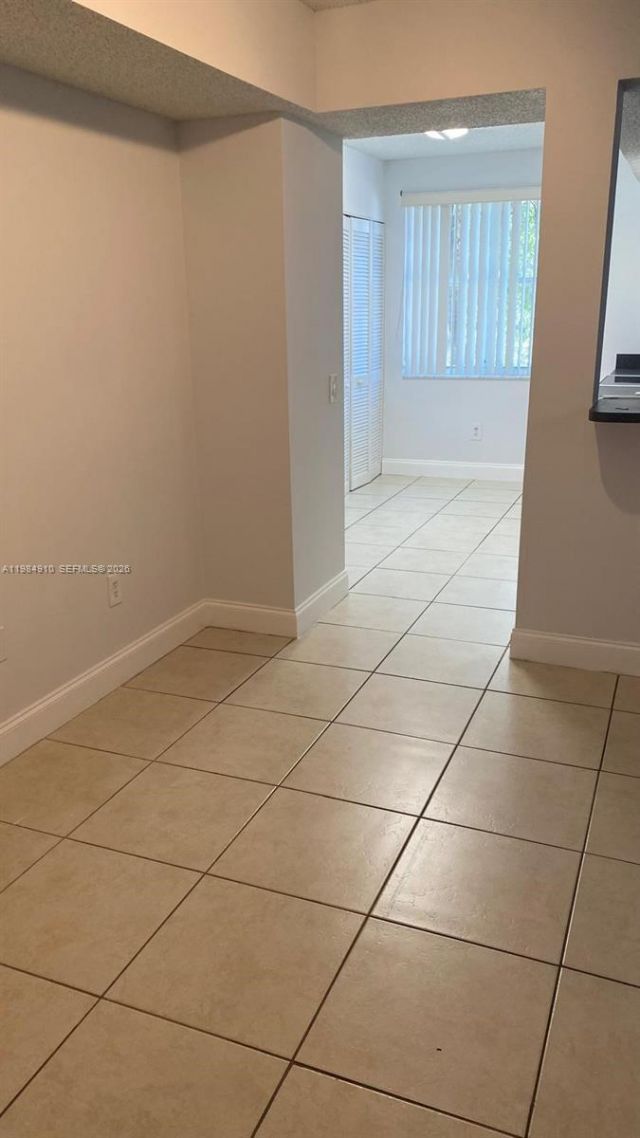 155 NW 96th Ter, Unit 2-201, Pembroke Pines, FL 33024 Photo