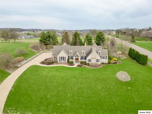 1436 Greenbrier Drive, Mount Vernon, OH 43050