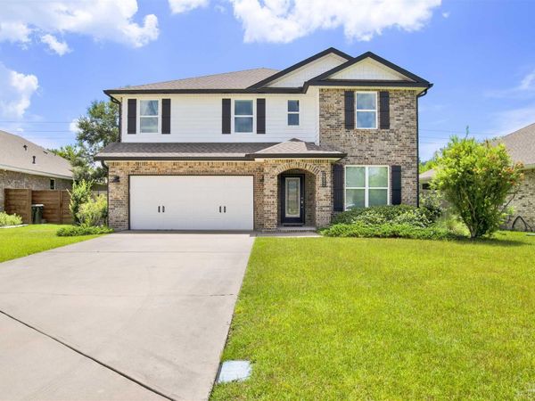 4809 Fish Hawk Ct, Pensacola, FL 32507