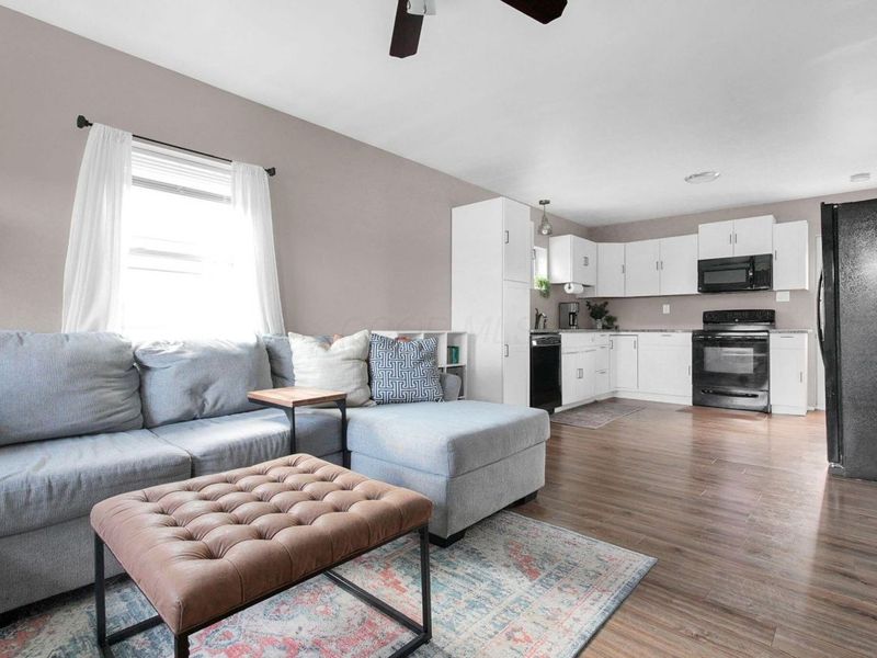 1041 Meadow Lane, Columbus, OH 43207 Photo 6