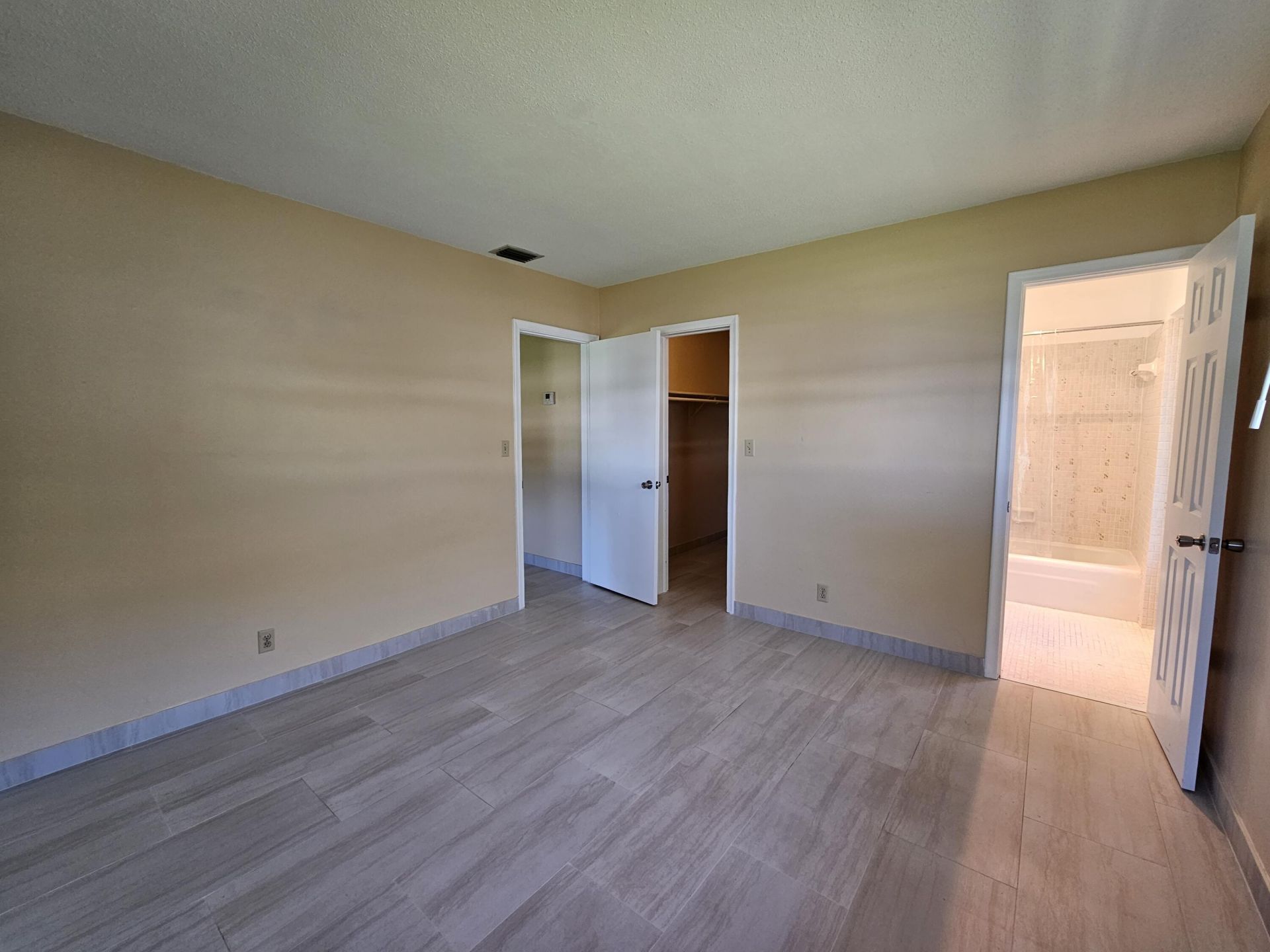 1901 NE 29th Street, Unit 2, Lighthouse Point, FL 33064 Photo