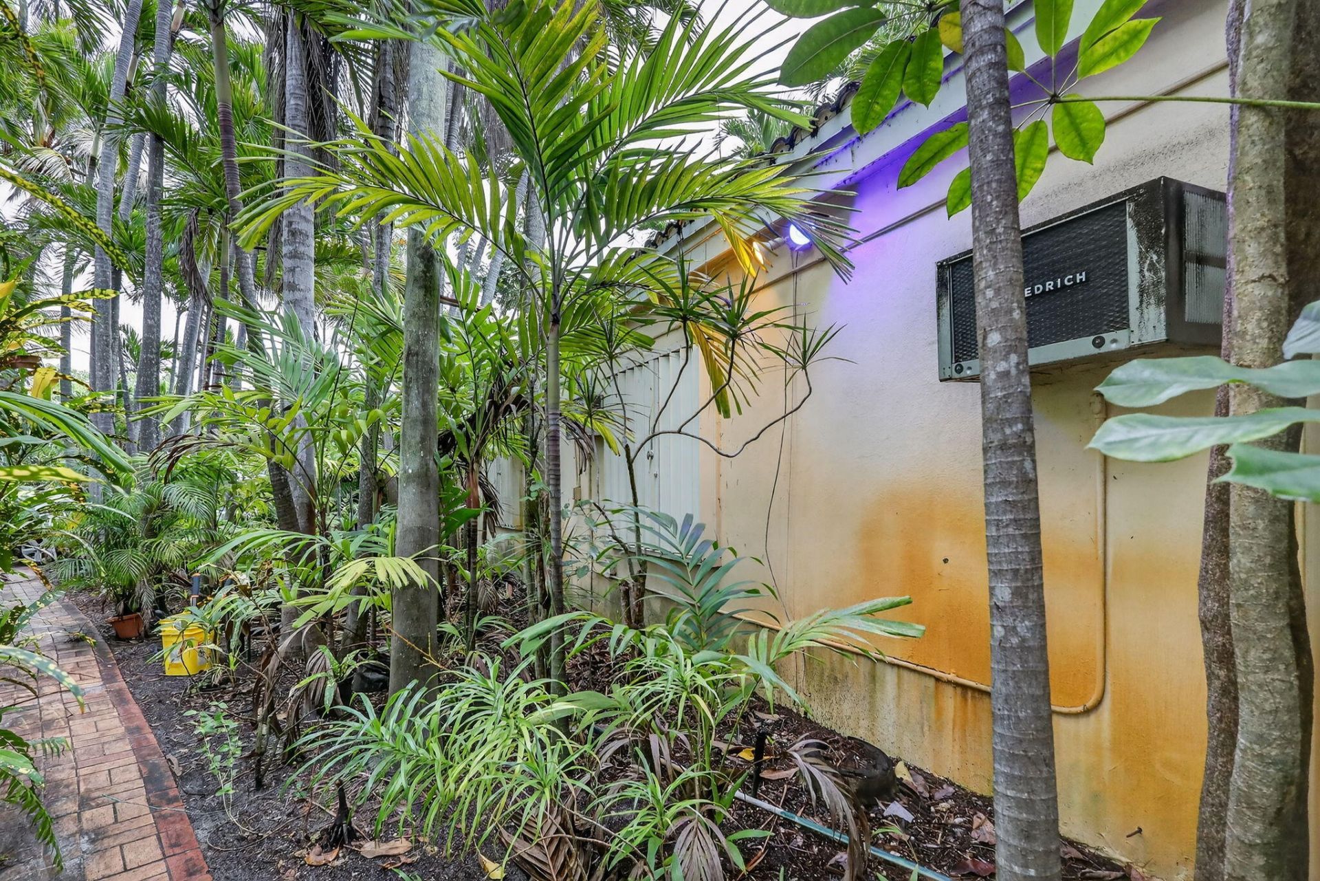 1201 NE 179th Street, North Miami Beach, FL 33162 Photo