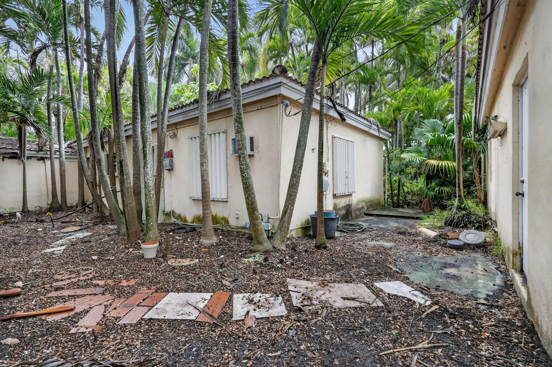 1201 NE 179th Street, North Miami Beach, FL 33162 Photo