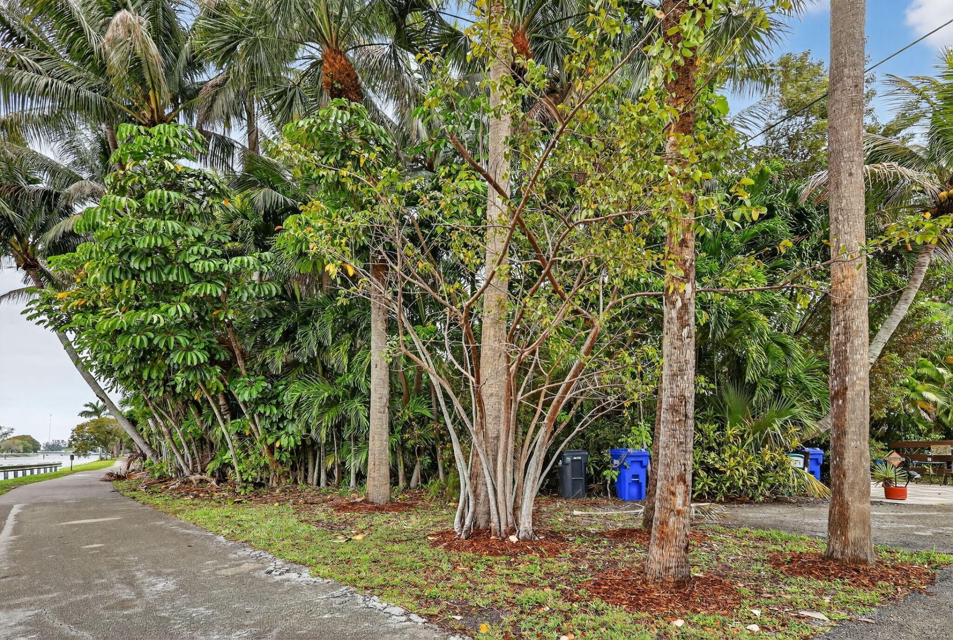 1201 NE 179th Street, North Miami Beach, FL 33162 Photo