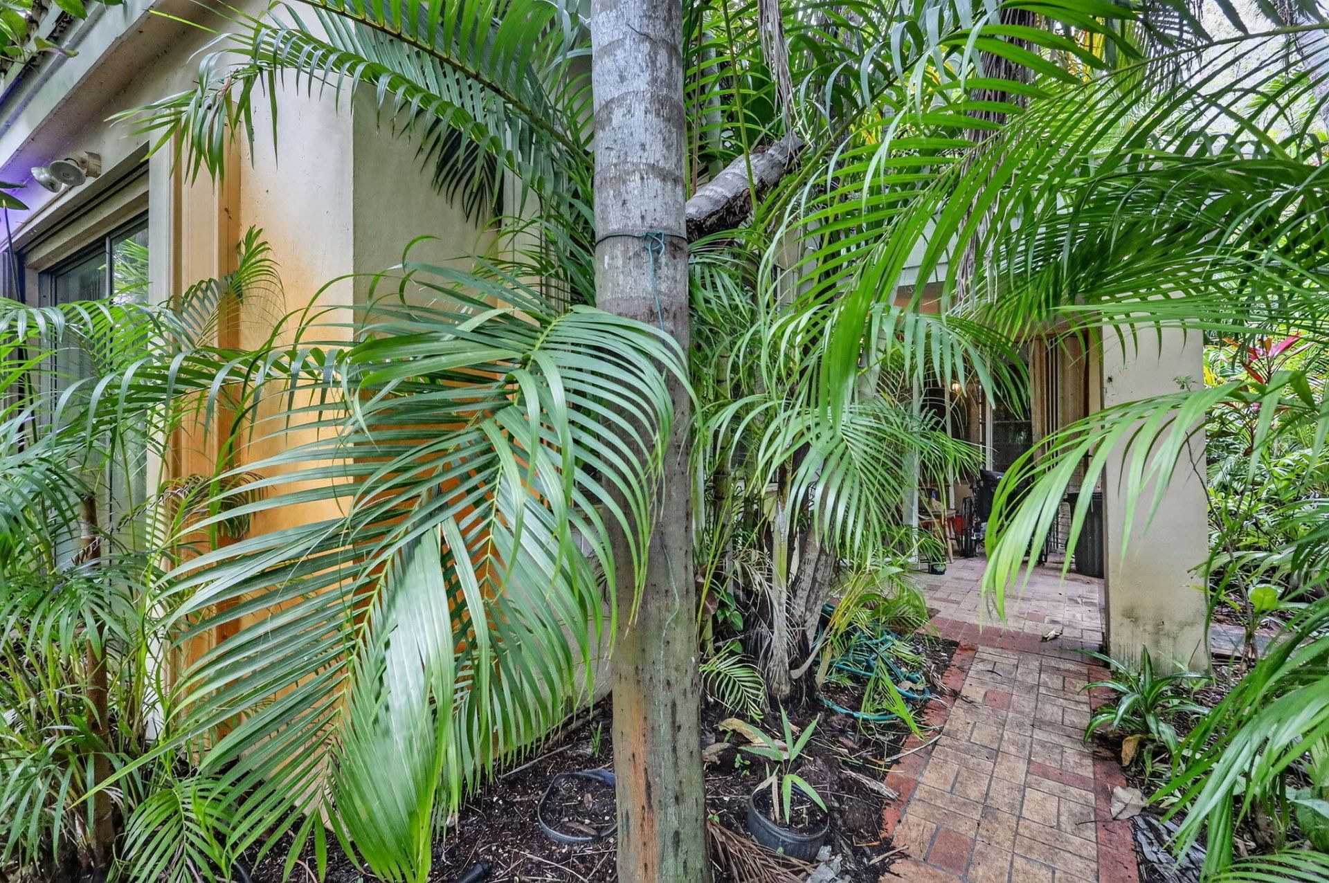 1201 NE 179th Street, North Miami Beach, FL 33162 Photo