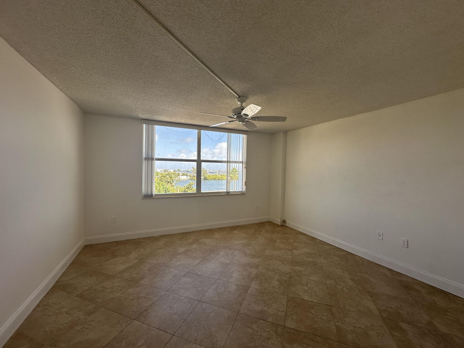 301 Croton Avenue, Unit 503, Lantana, FL 33462 Photo
