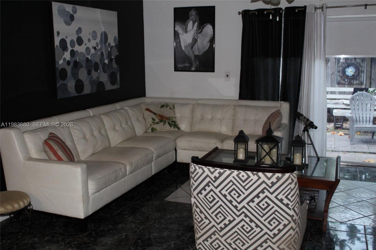 9818 SW 222nd Ter , Cutler Bay, FL 33190 Photo