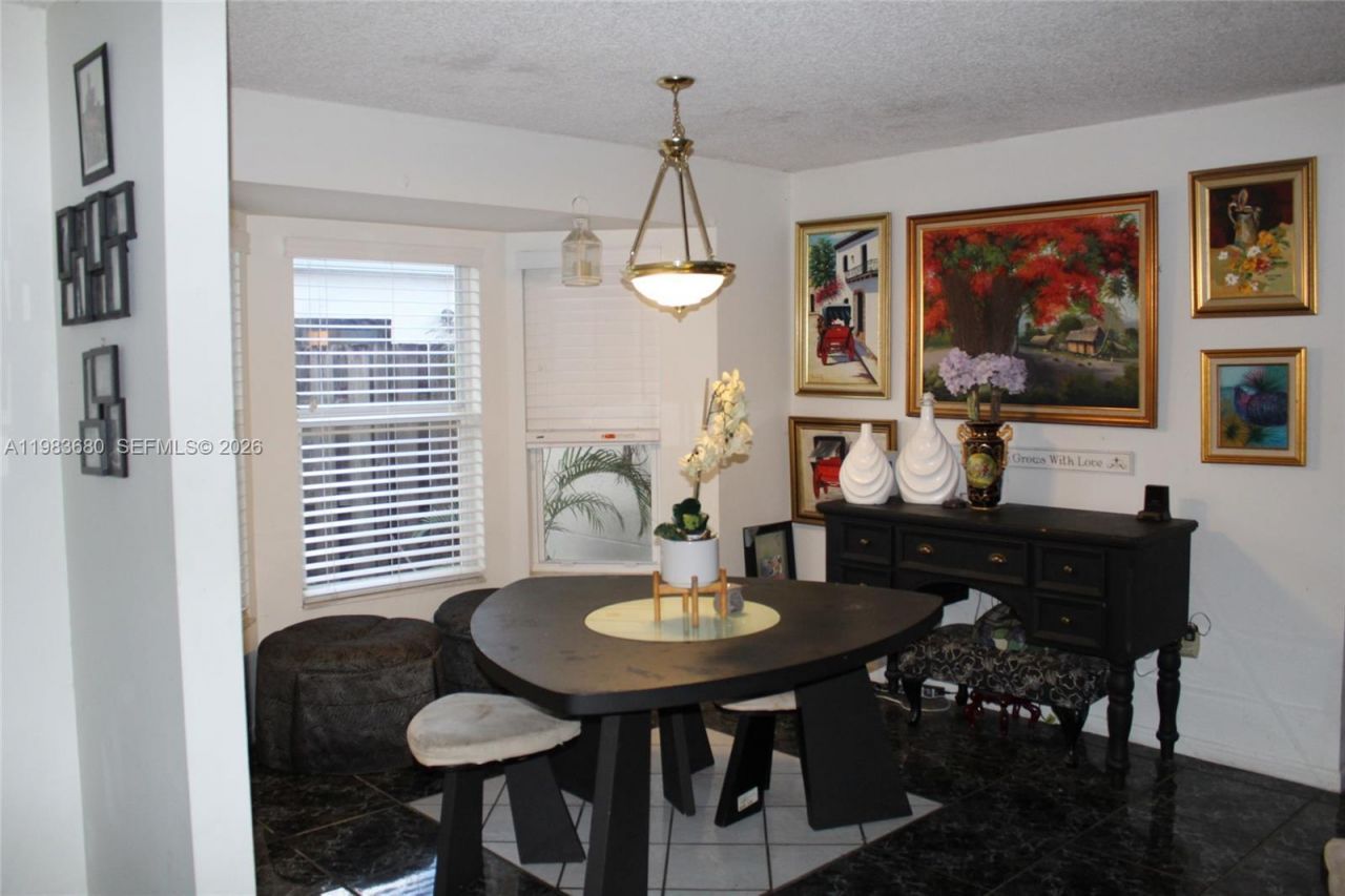 9818 SW 222nd Ter , Cutler Bay, FL 33190 Photo