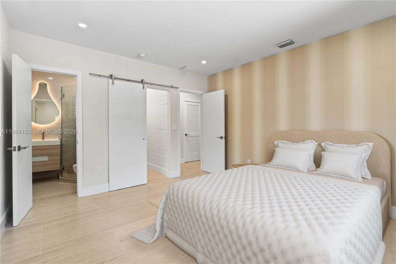 1345 SW 14th Ave, Unit 1, Miami, FL 33145 Photo