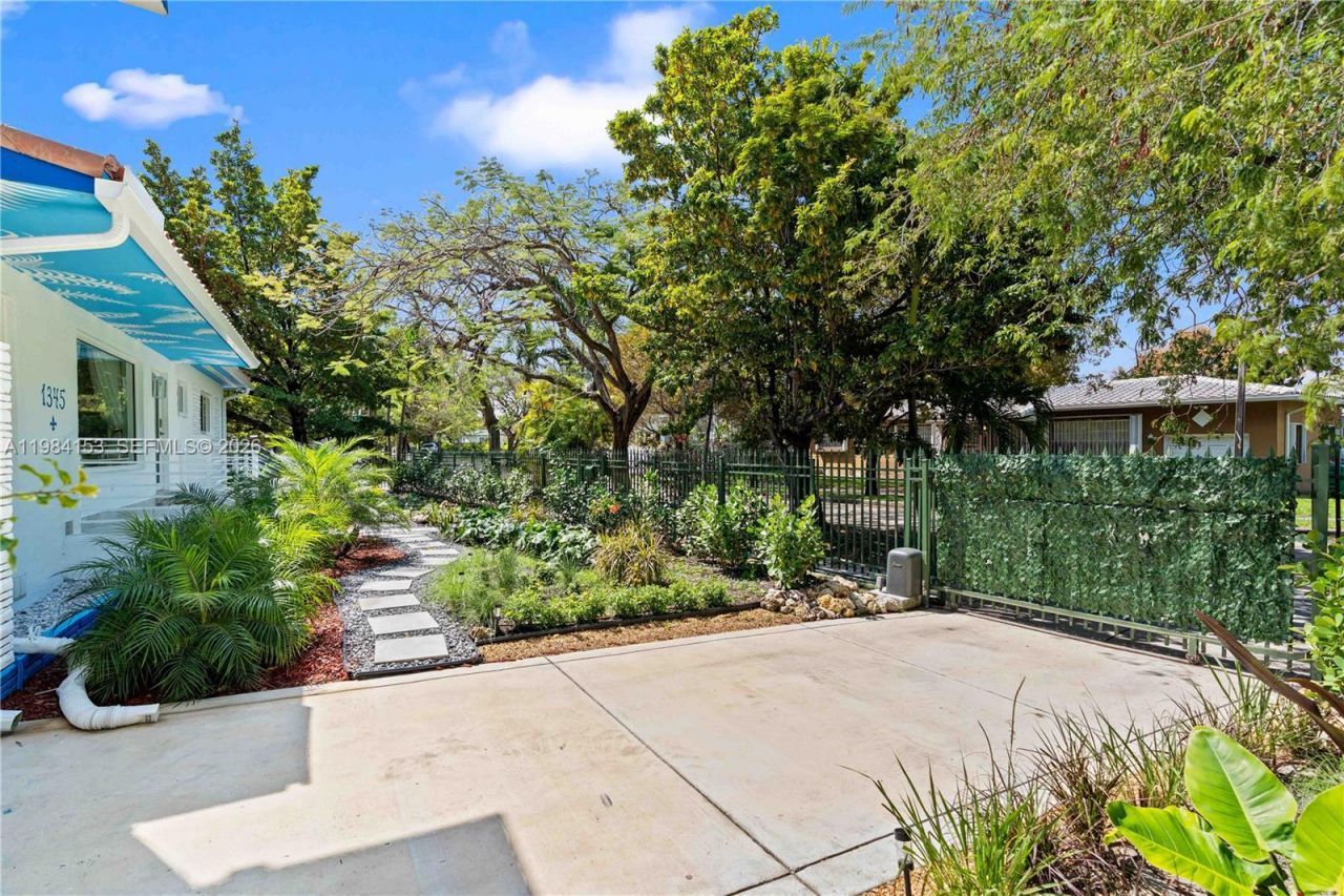 1345 SW 14th Ave, Miami, FL 33145 Photo