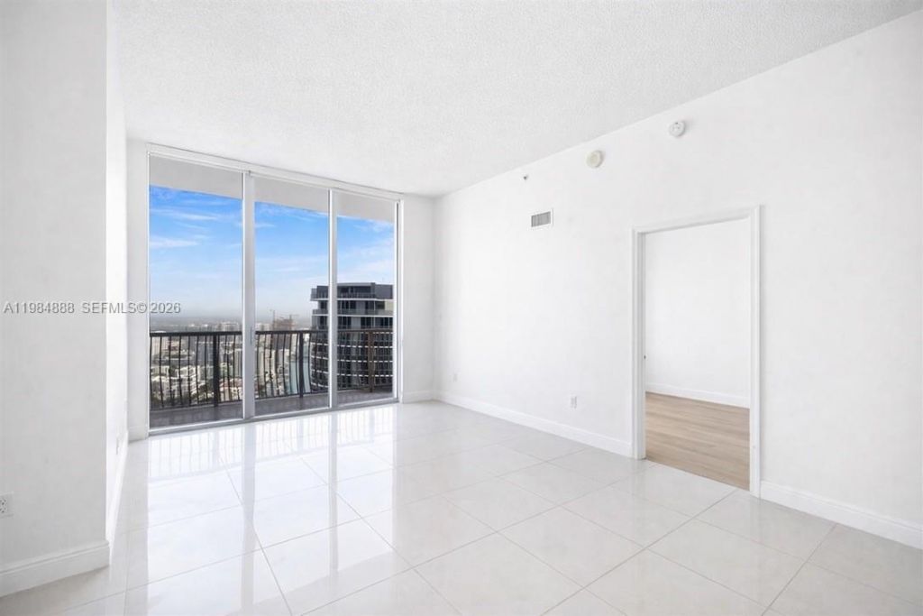 1750 N Bayshore Dr , Unit 3811, Miami, FL 33132 Photo