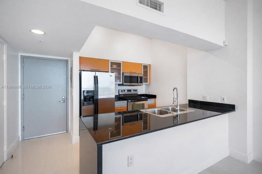 1750 N Bayshore Dr , Unit 3811, Miami, FL 33132 Photo