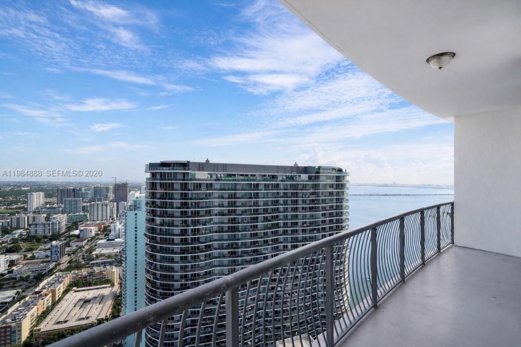 1750 N Bayshore Dr , Unit 3811, Miami, FL 33132 Photo