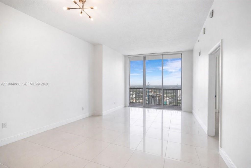 1750 N Bayshore Dr , Unit 3811, Miami, FL 33132 Photo
