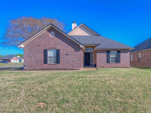 316 Gaston Lane , Bossier City, LA 71112