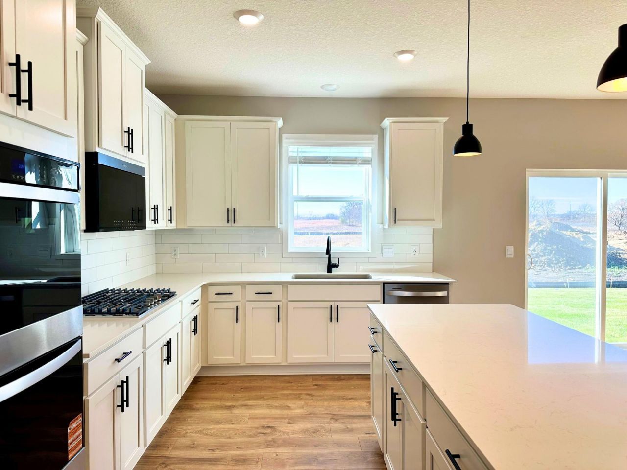 6287 Jennifer Avenue S, Cottage Grove, MN 55016 Main Photo