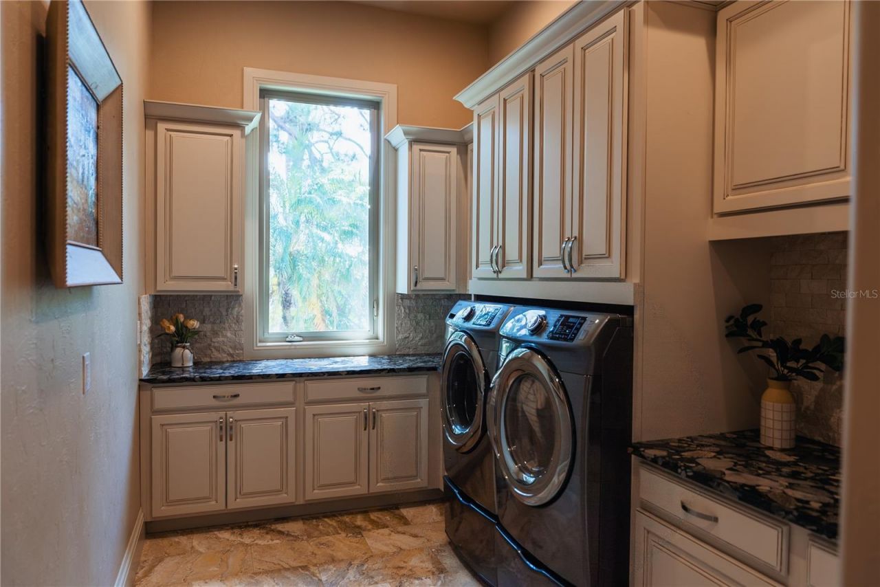 5890 Jamila , Venice, FL 34293 Photo