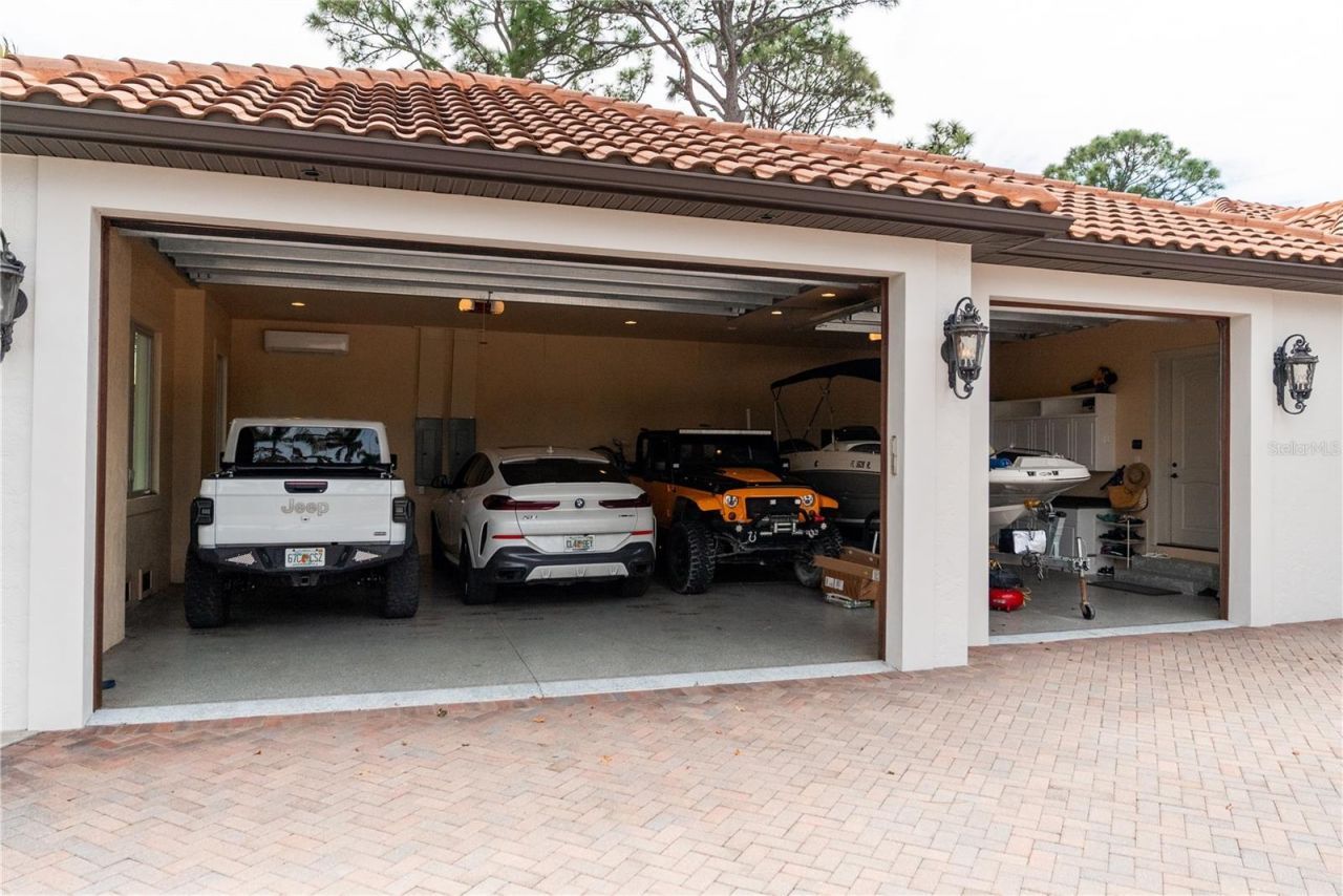 5890 Jamila , Venice, FL 34293 Photo