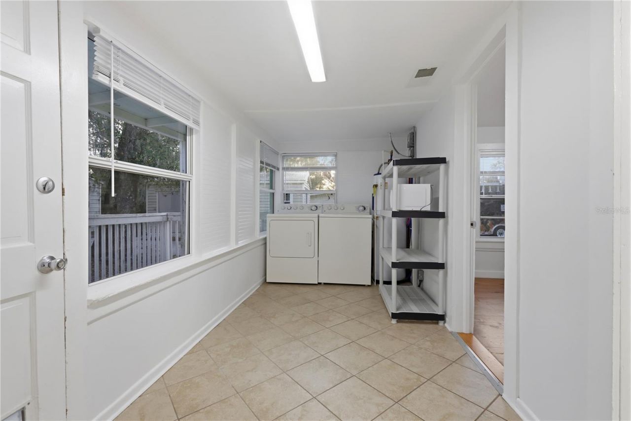 1120 E Minnesota Avenue , Deland, FL 32724 Photo