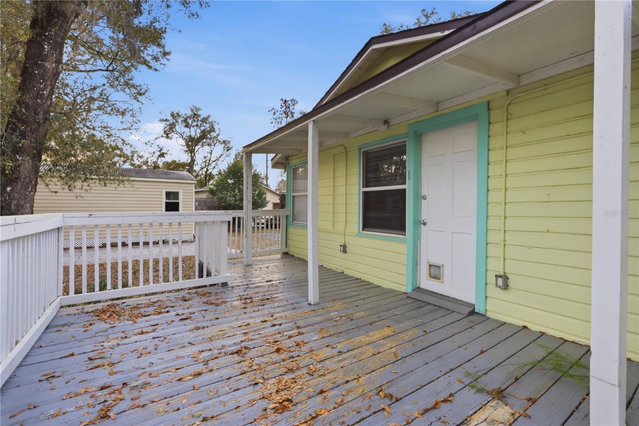 1120 E Minnesota Avenue , Deland, FL 32724 Photo