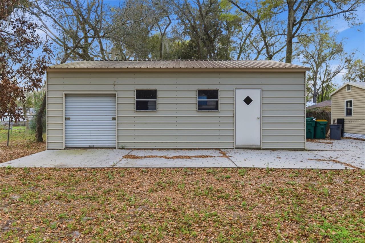 1120 E Minnesota Avenue , Deland, FL 32724 Photo