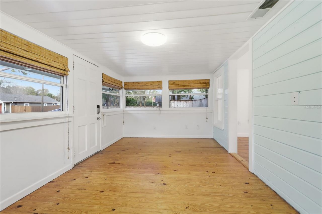 1120 E Minnesota Avenue , Deland, FL 32724 Photo