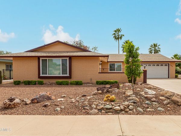 9341 W BRIARWOOD Circle N, Sun City, AZ 85351