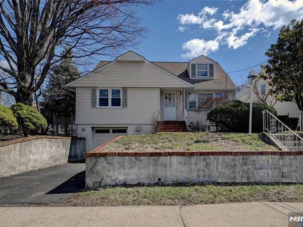 274 Gaston Avenue, GARFIELD, NJ 07026