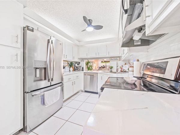 505 NW 214th St , Unit 101, Miami Gardens, FL 33169