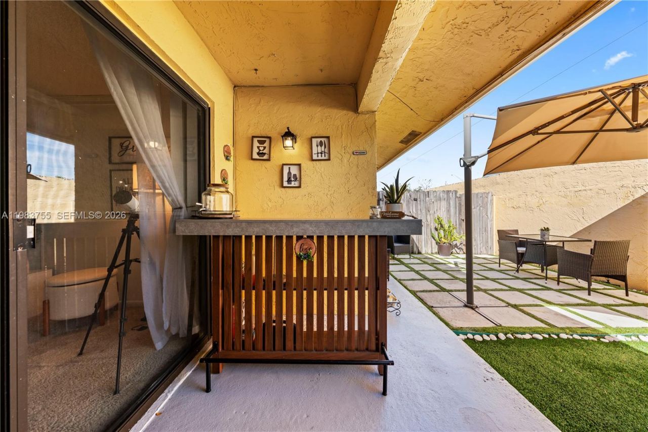 505 NW 214th St , Unit 101, Miami Gardens, FL 33169 Photo