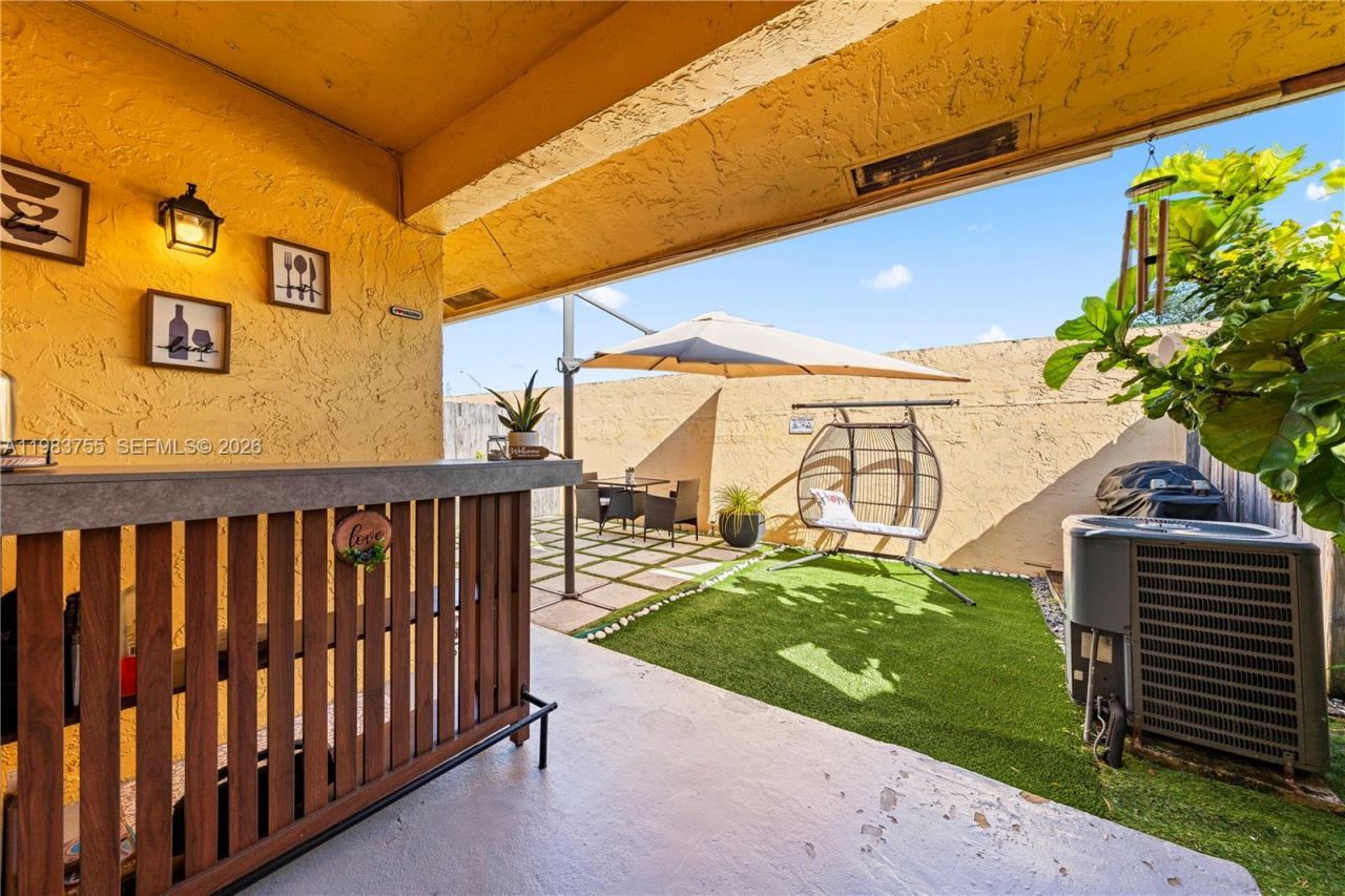 505 NW 214th St , Unit 101, Miami Gardens, FL 33169 Photo