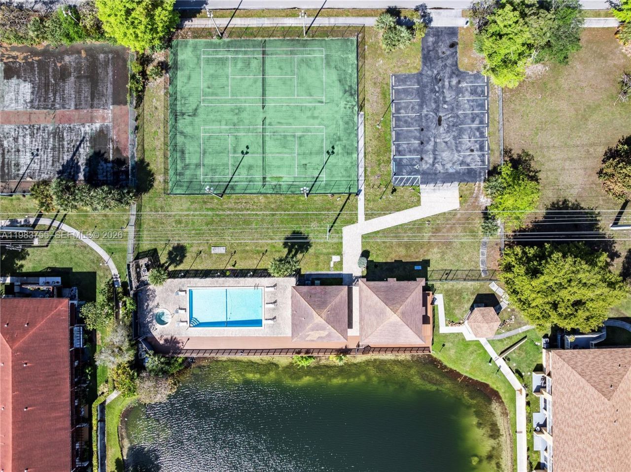 505 NW 214th St , Unit 101, Miami Gardens, FL 33169 Photo