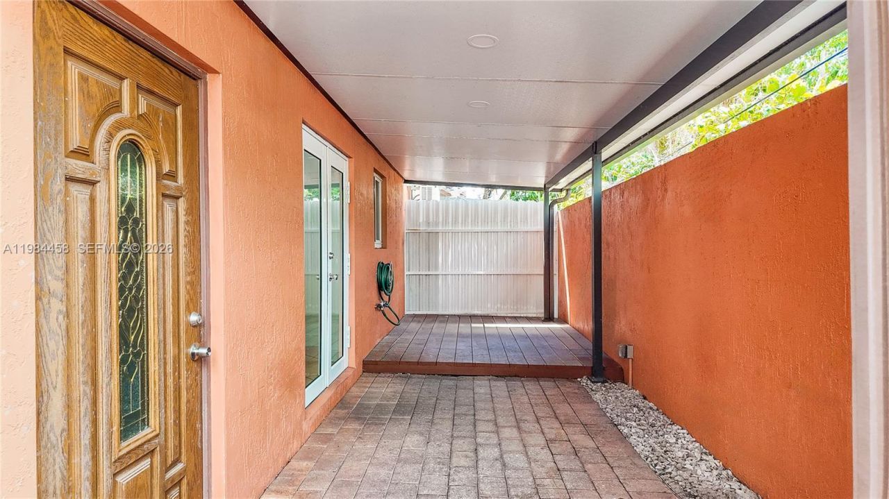 6002 SW 8th St, Unit 3, West Miami, FL 33144 Photo