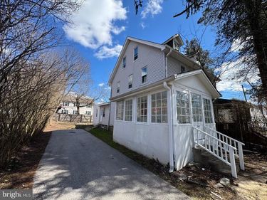 729 E HAVERFORD ROAD, BRYN MAWR, PA 19010