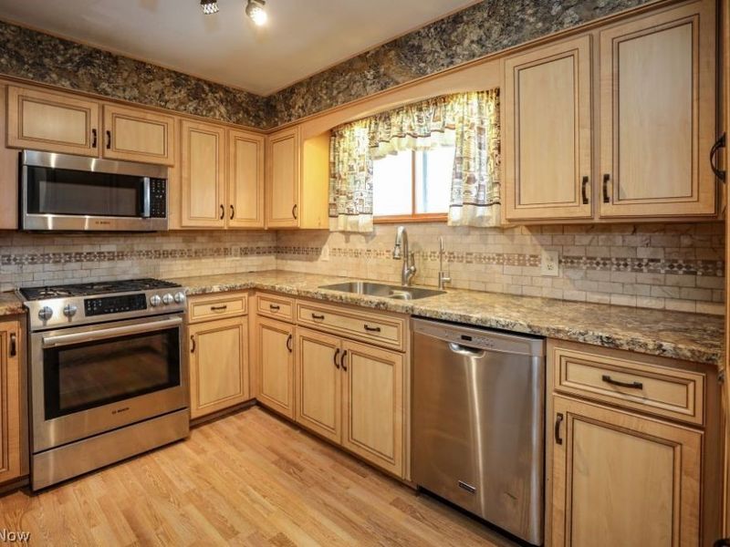 6361 Marchinn Drive, Ravenna, OH 44266 Photo 18